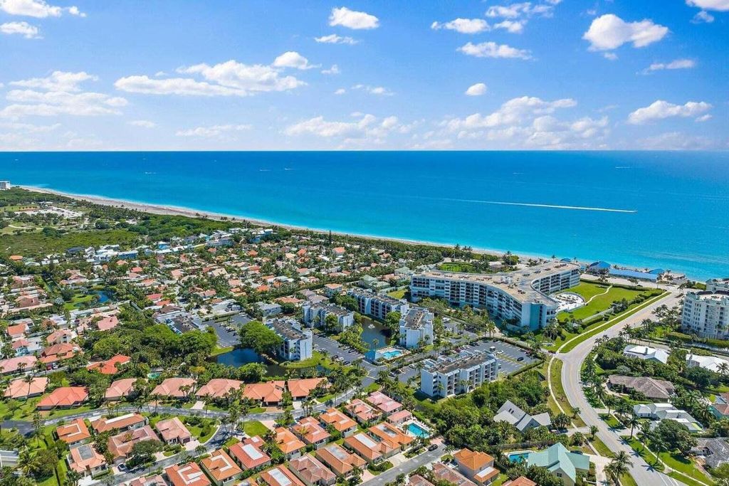 Photo of 1605 S Us Highway 1 #C103, Jupiter, FL 33477 (MLS # R10953111)