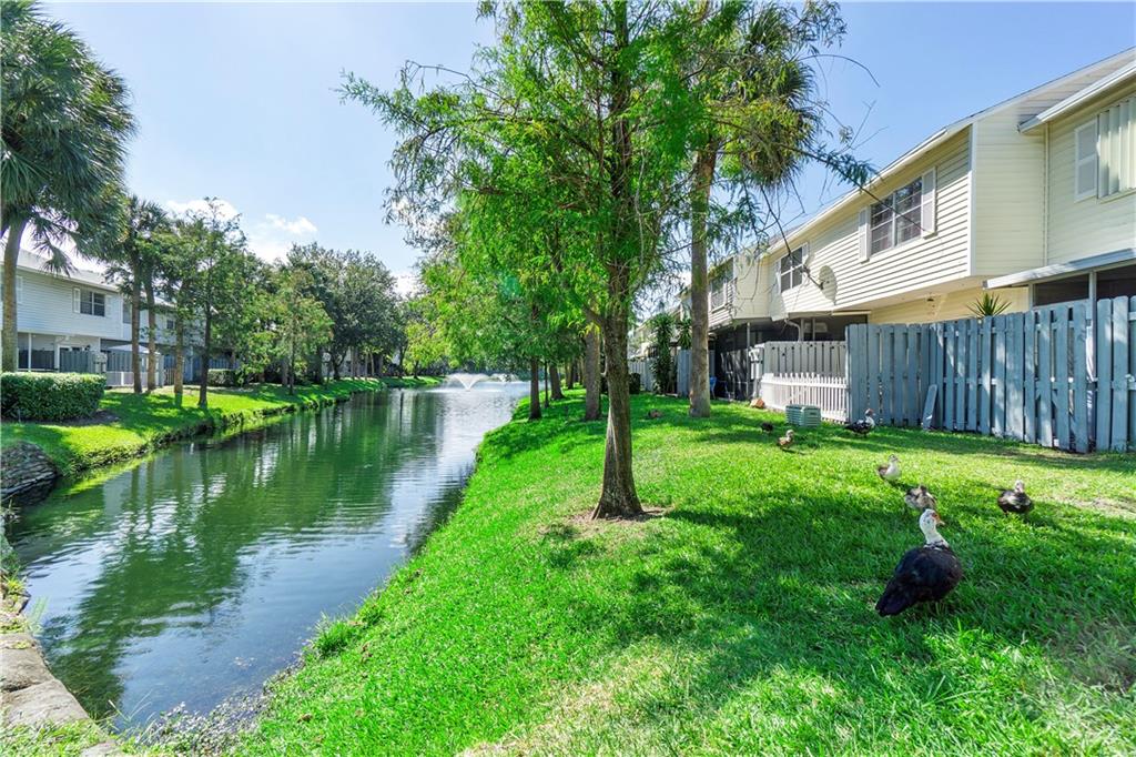 Lake Bridge - Residential