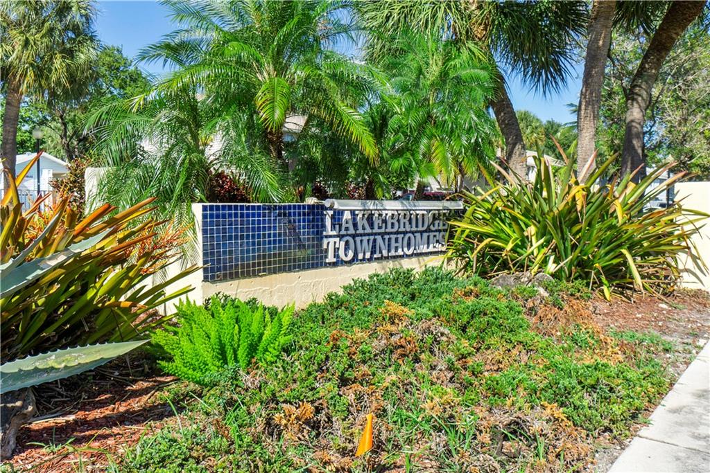 Lake Bridge - Residential