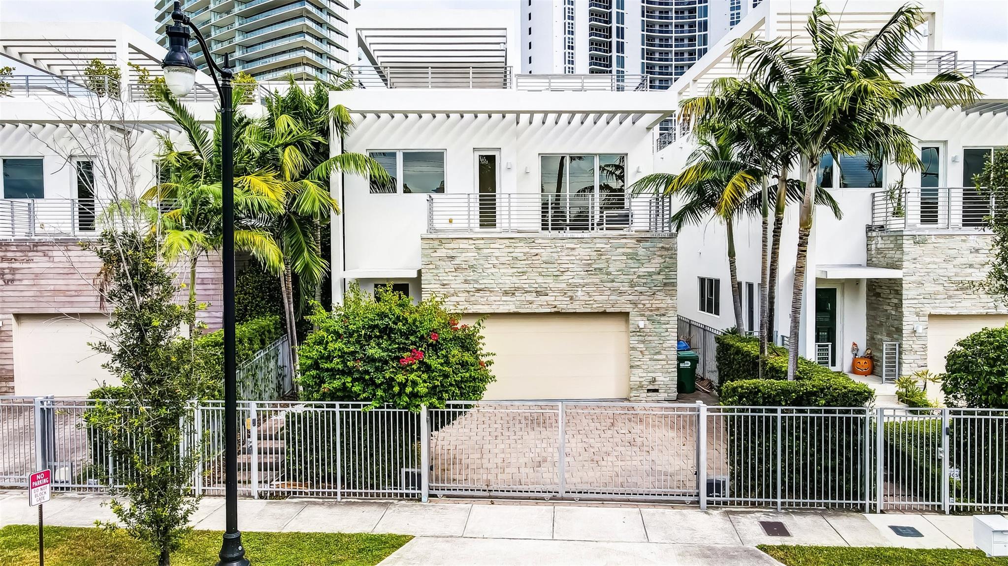 Beachwalk - Residential