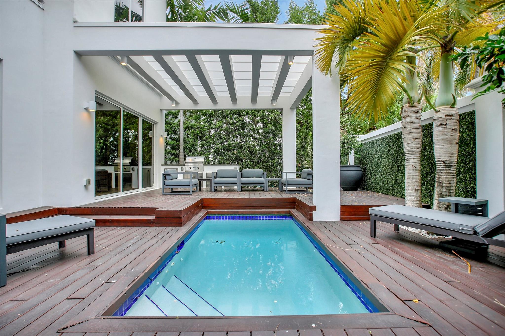 Beachwalk - Residential