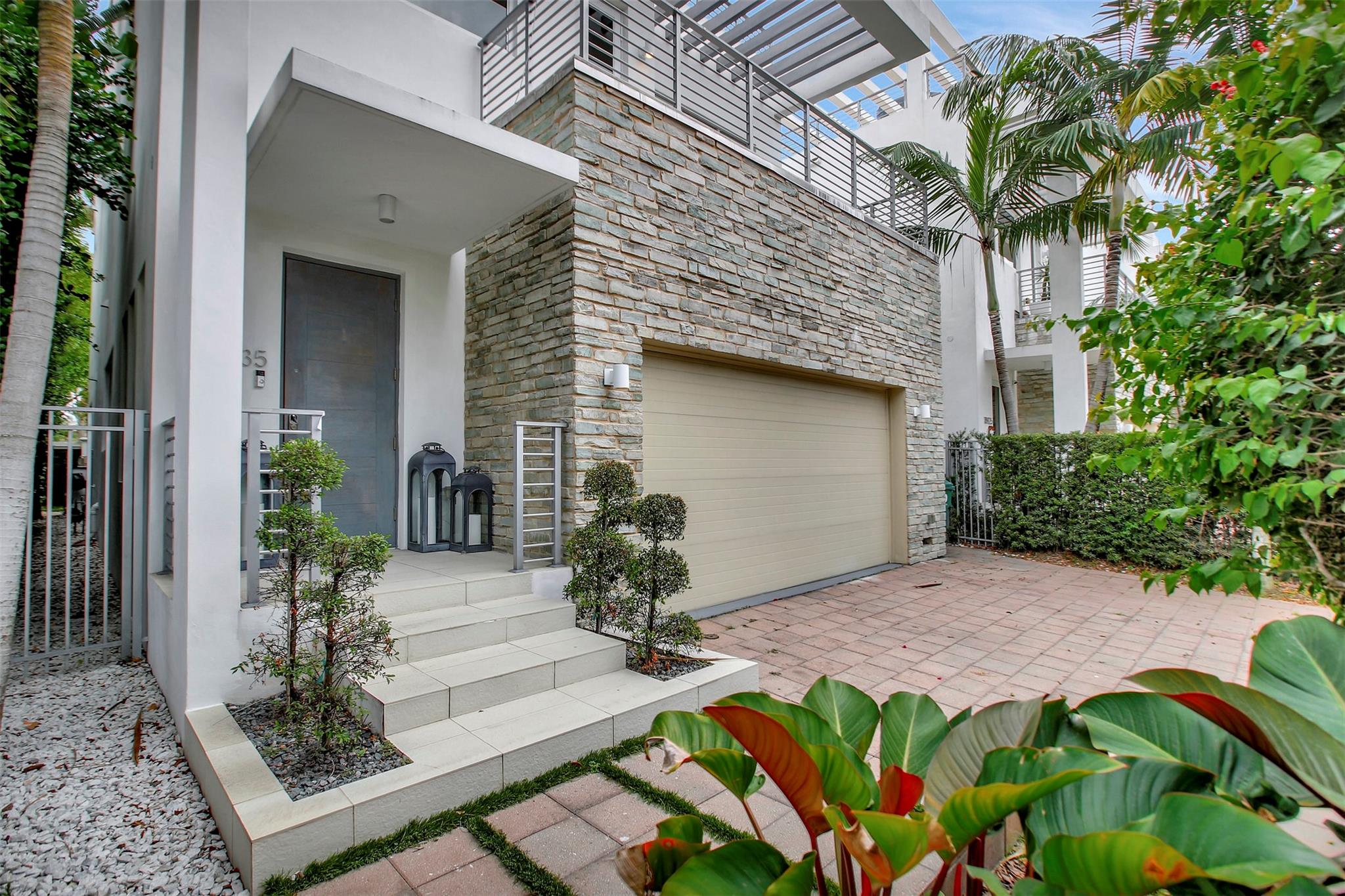 Beachwalk - Residential