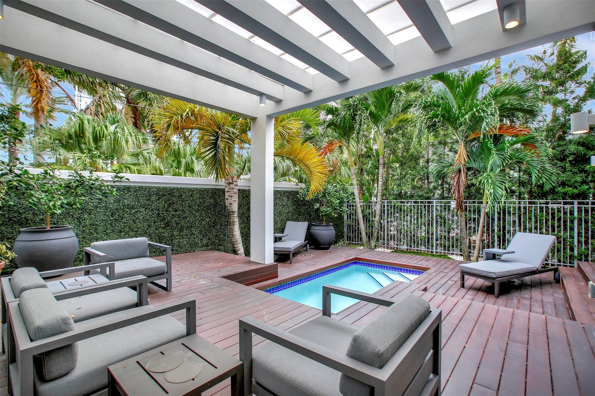 Beachwalk - Residential