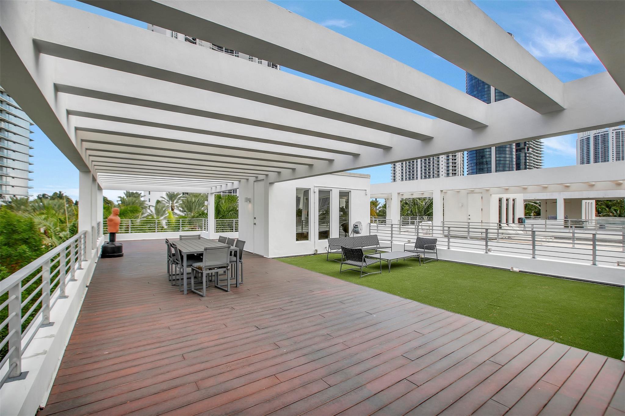 Beachwalk - Residential