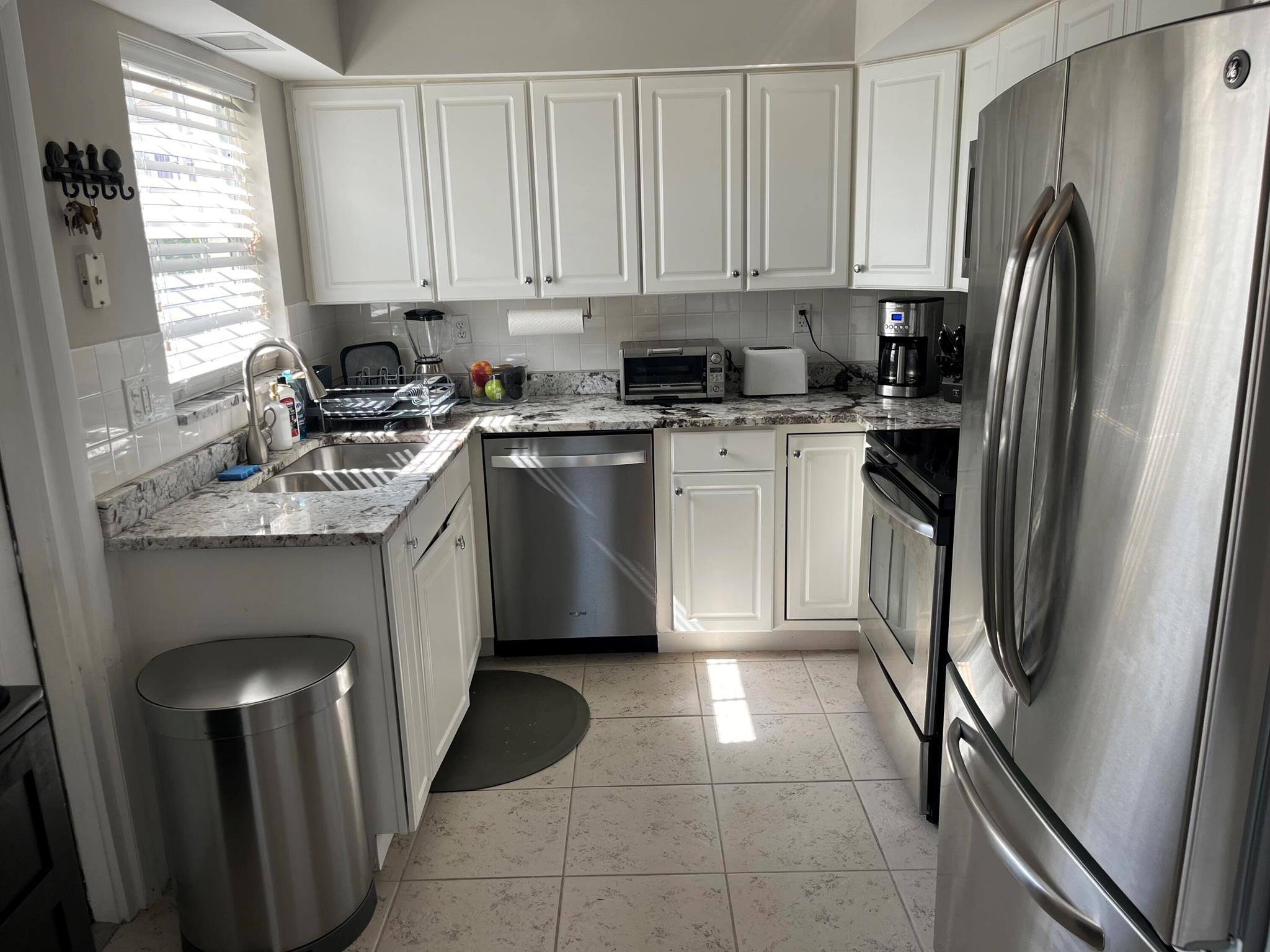 325 N Ocean Breeze 1