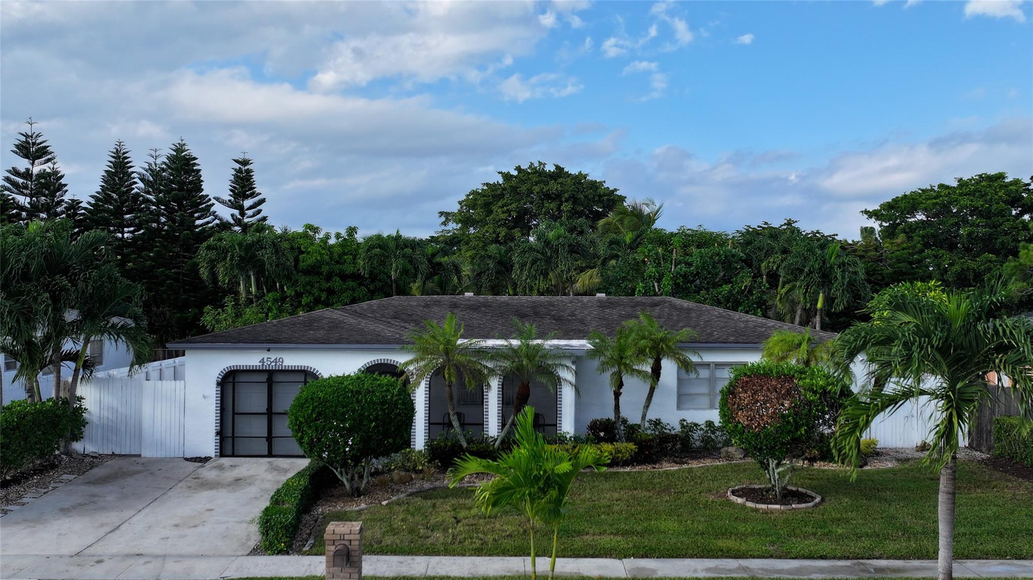 View photos, virtual tours, details... 4549 Baldric St