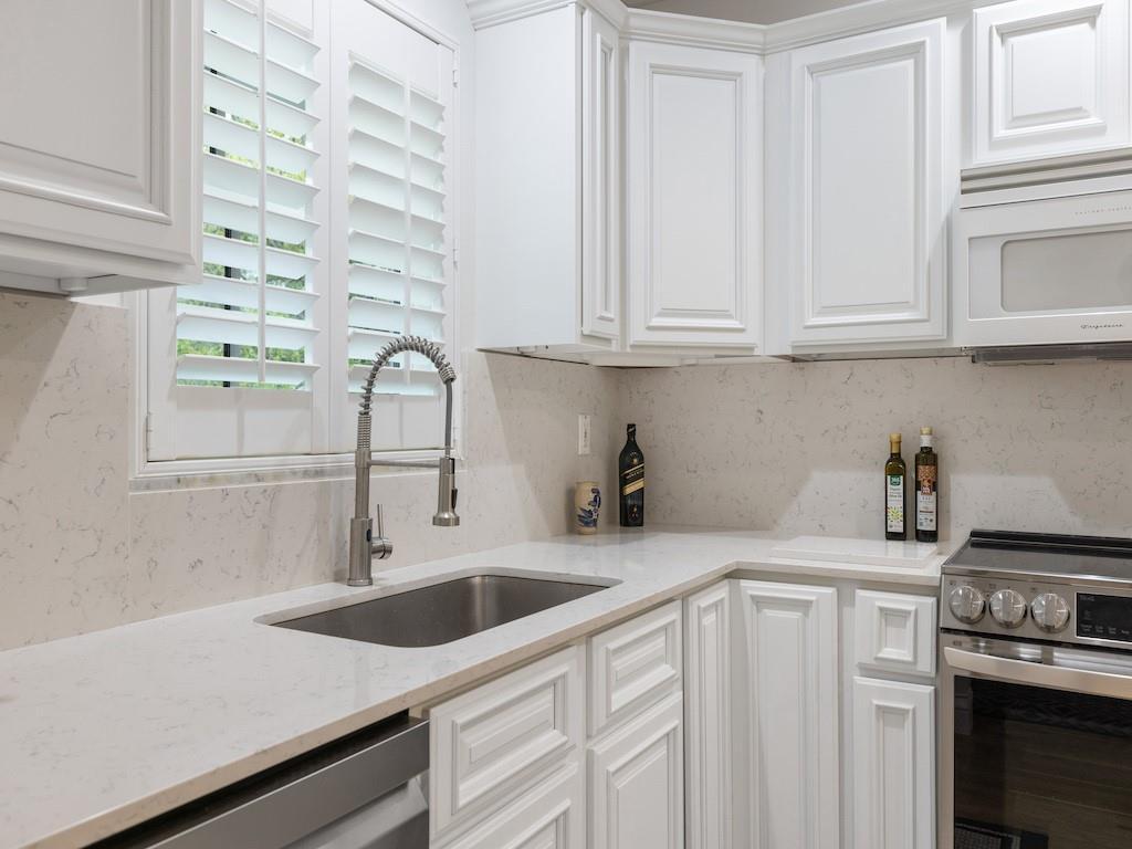 JASMINE VILLAS - Residential