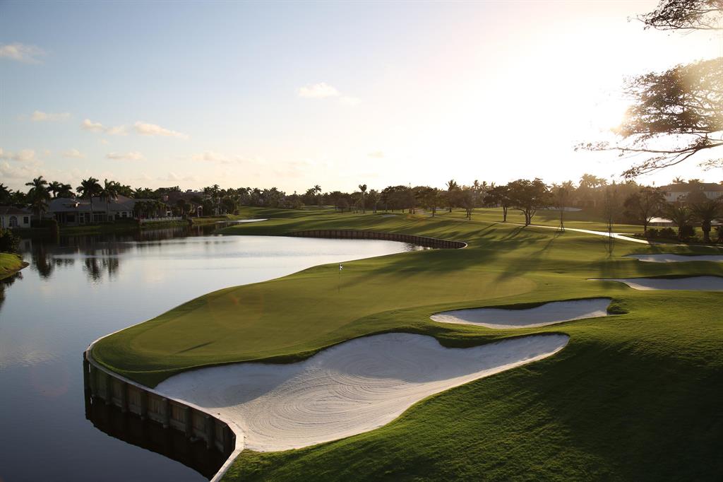 St. Andrews is the very definition of South Florida country club living, featuring only the finest amenities: Arnold Palmer Signature Design 18-hole golf course, golf performance center and pro shop; fourteen clay tennis courts; one of the most complete fitness centers in the area; a spa and salon dedicated to pampering residents; various dining options; and 24-hour manned gate and roving security patrols. Approved plans for new construction home available.See MLS RX-10745082 for New Costruction property