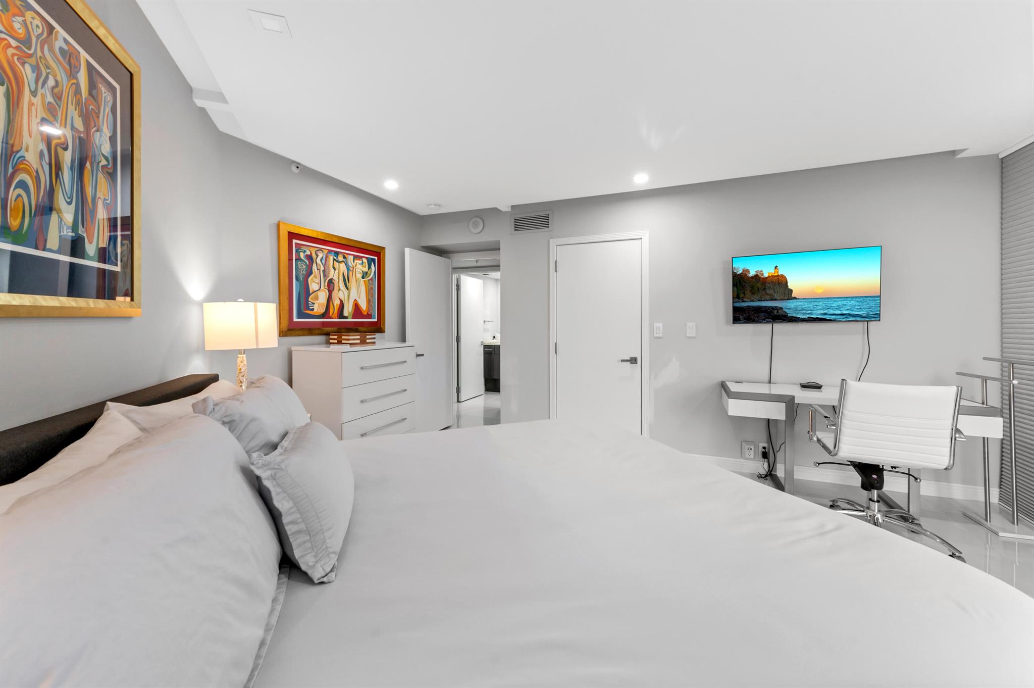 LANDS OF THE PRESIDENT/CO - Residential Lease