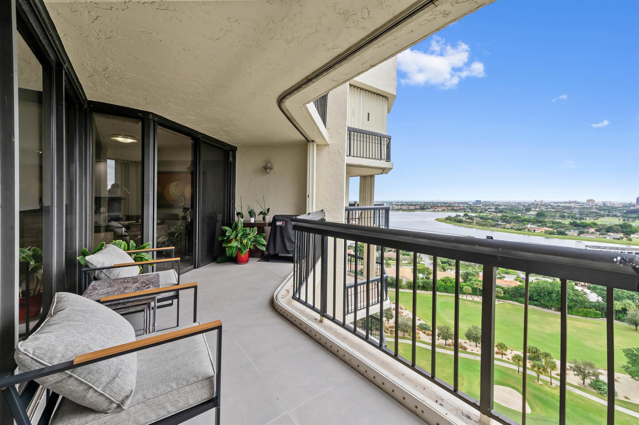 LANDS OF THE PRESIDENT/CO - Residential Lease