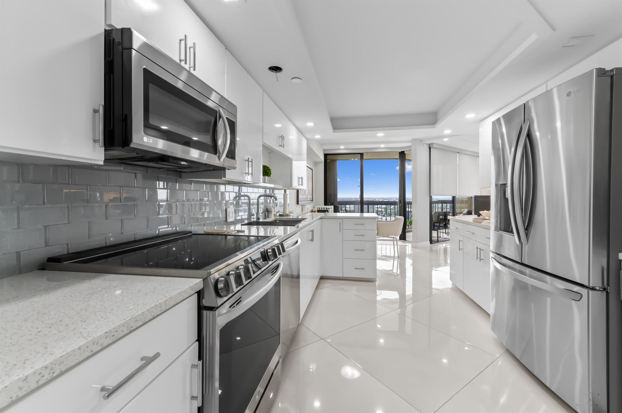 LANDS OF THE PRESIDENT/CO - Residential Lease