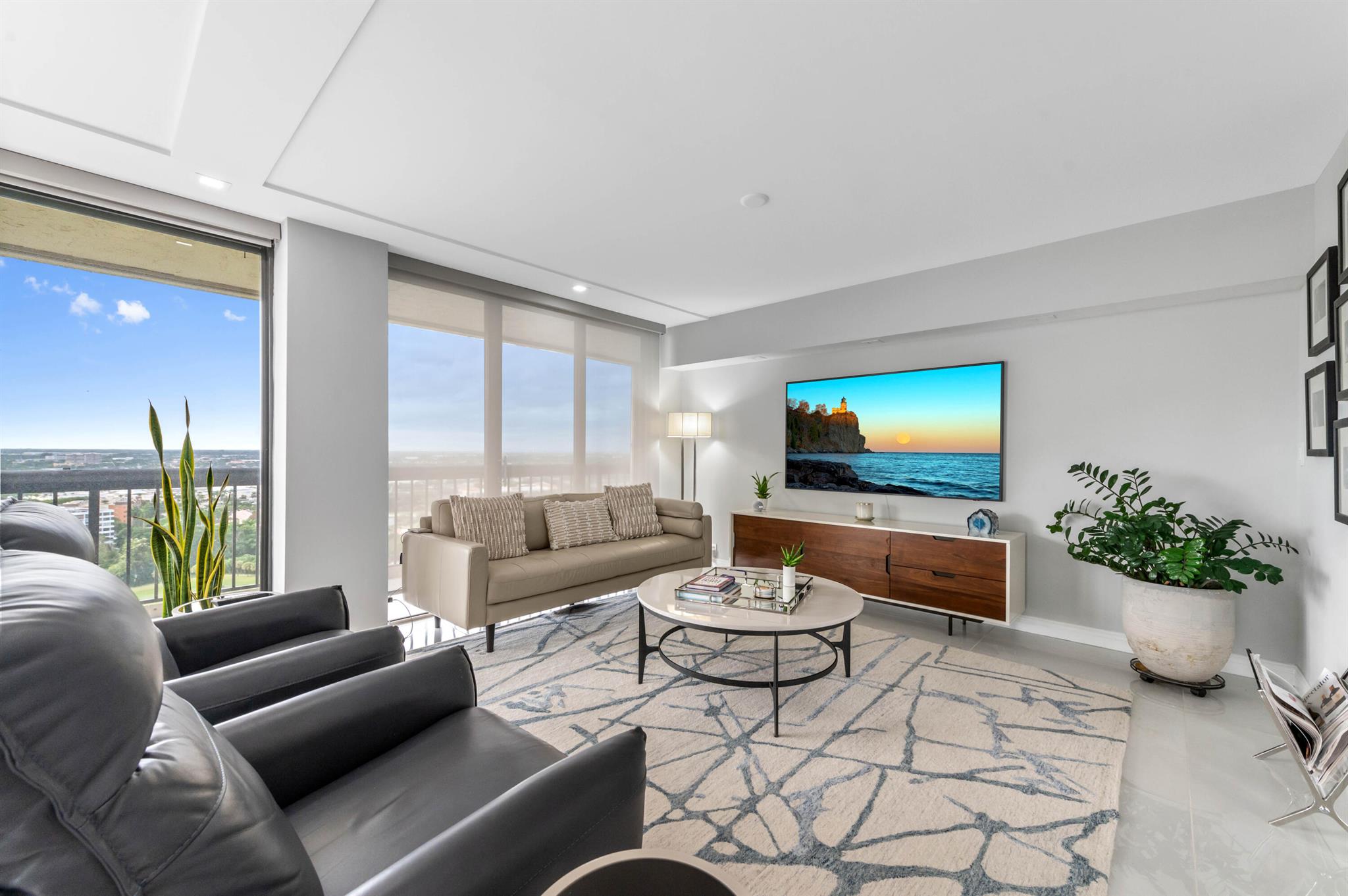 LANDS OF THE PRESIDENT/CO - Residential Lease