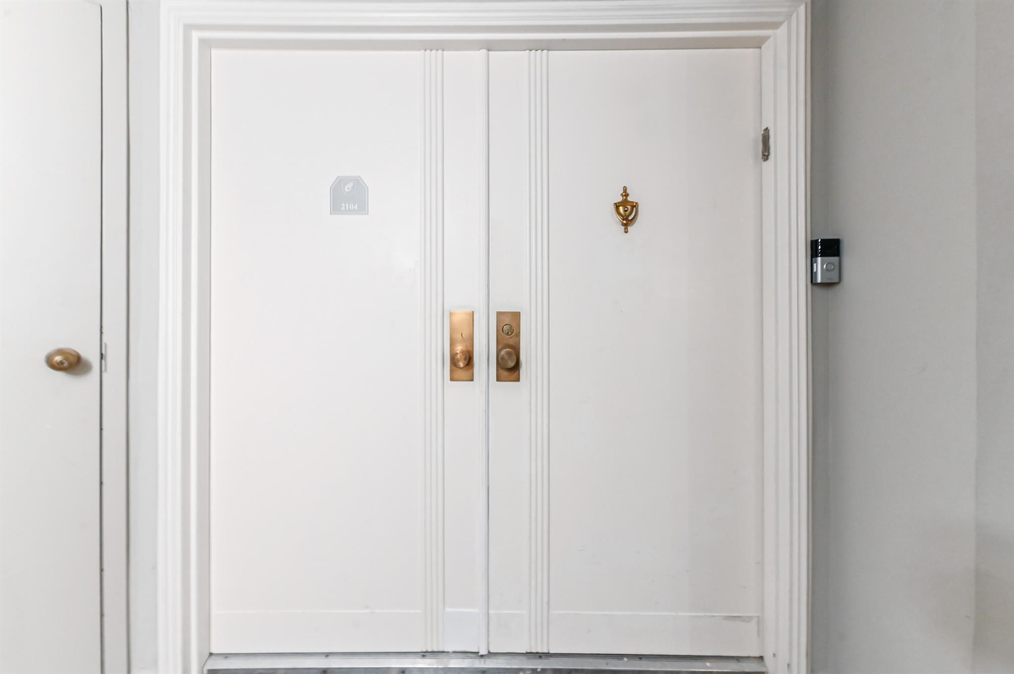 LANDS OF THE PRESIDENT/CO - Residential Lease