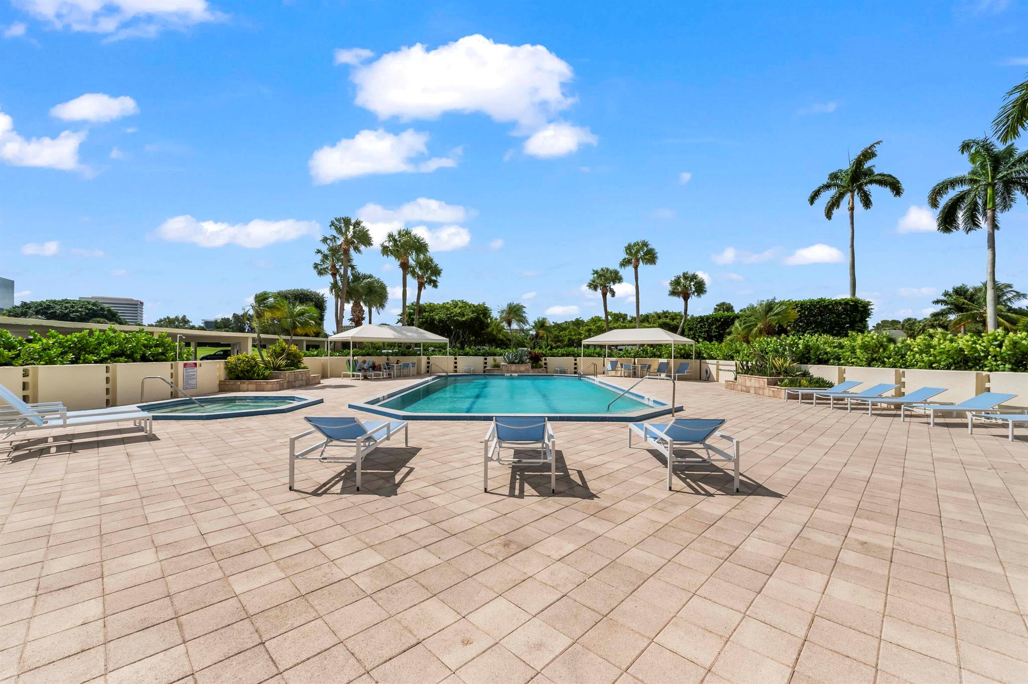 LANDS OF THE PRESIDENT/CO - Residential Lease