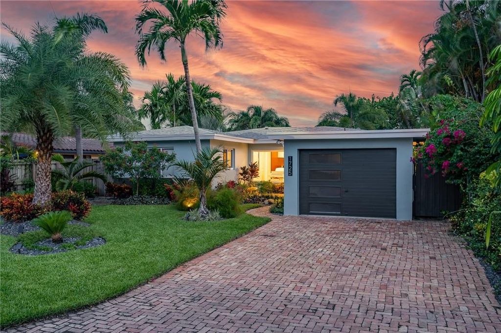 Photo of 1725 NE 17th Ave, Fort Lauderdale, FL 33305 (MLS # F10387656)