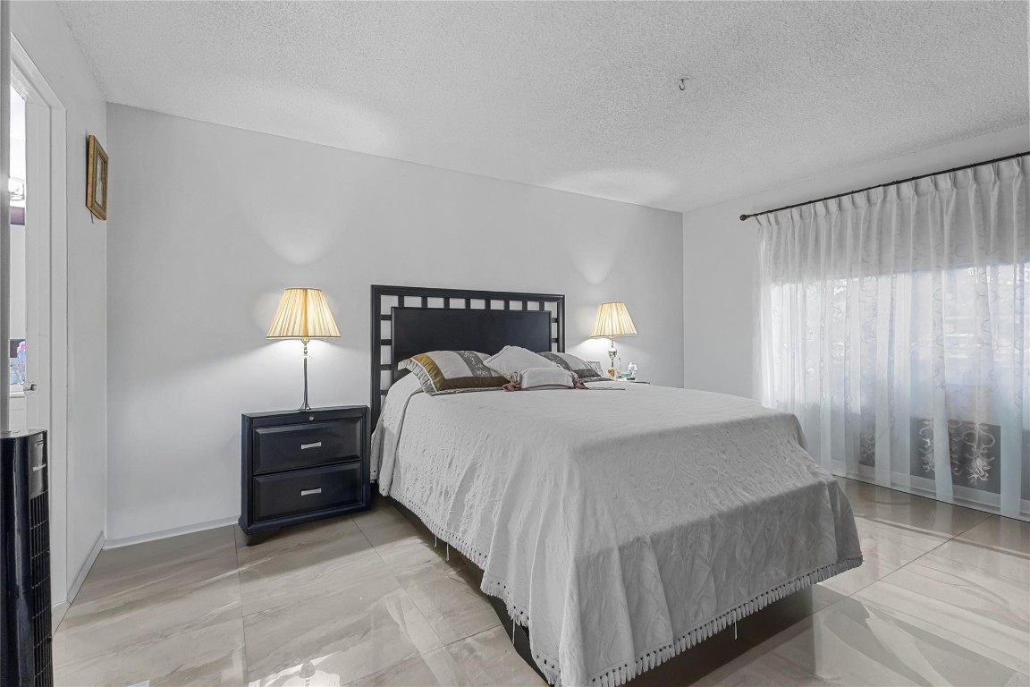 Oakbrook Village - Residential