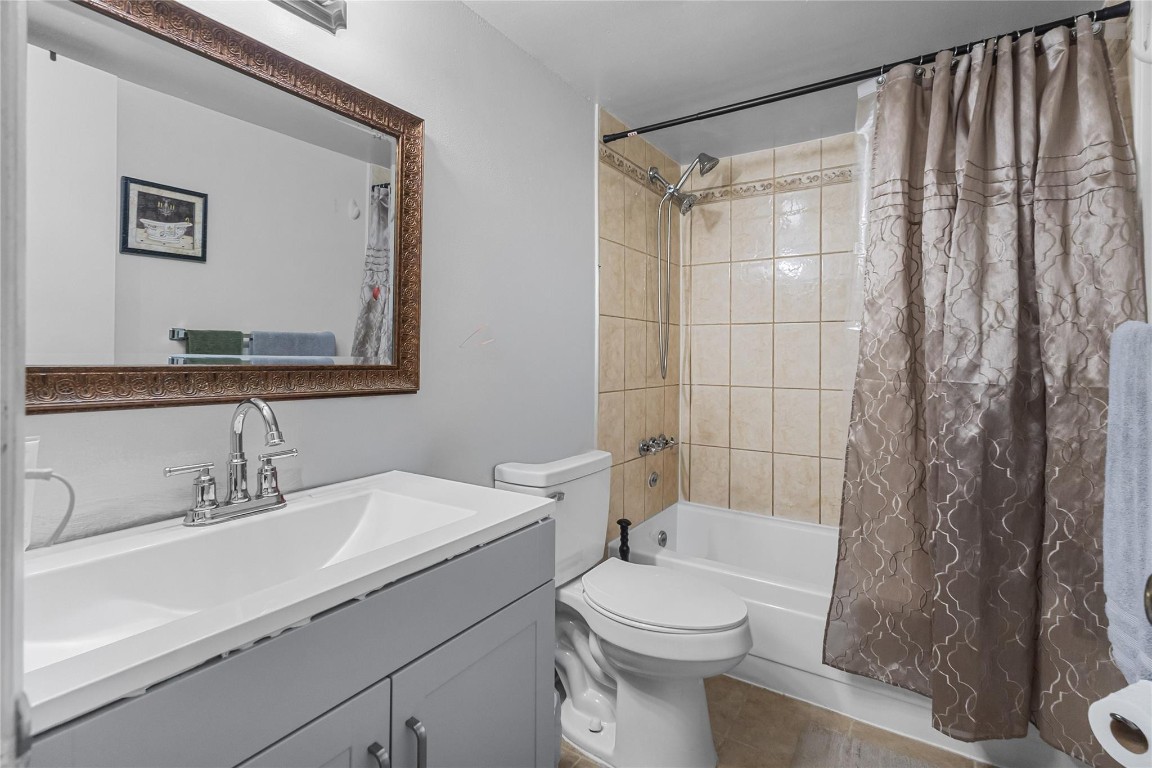 Oakbrook Village - Residential