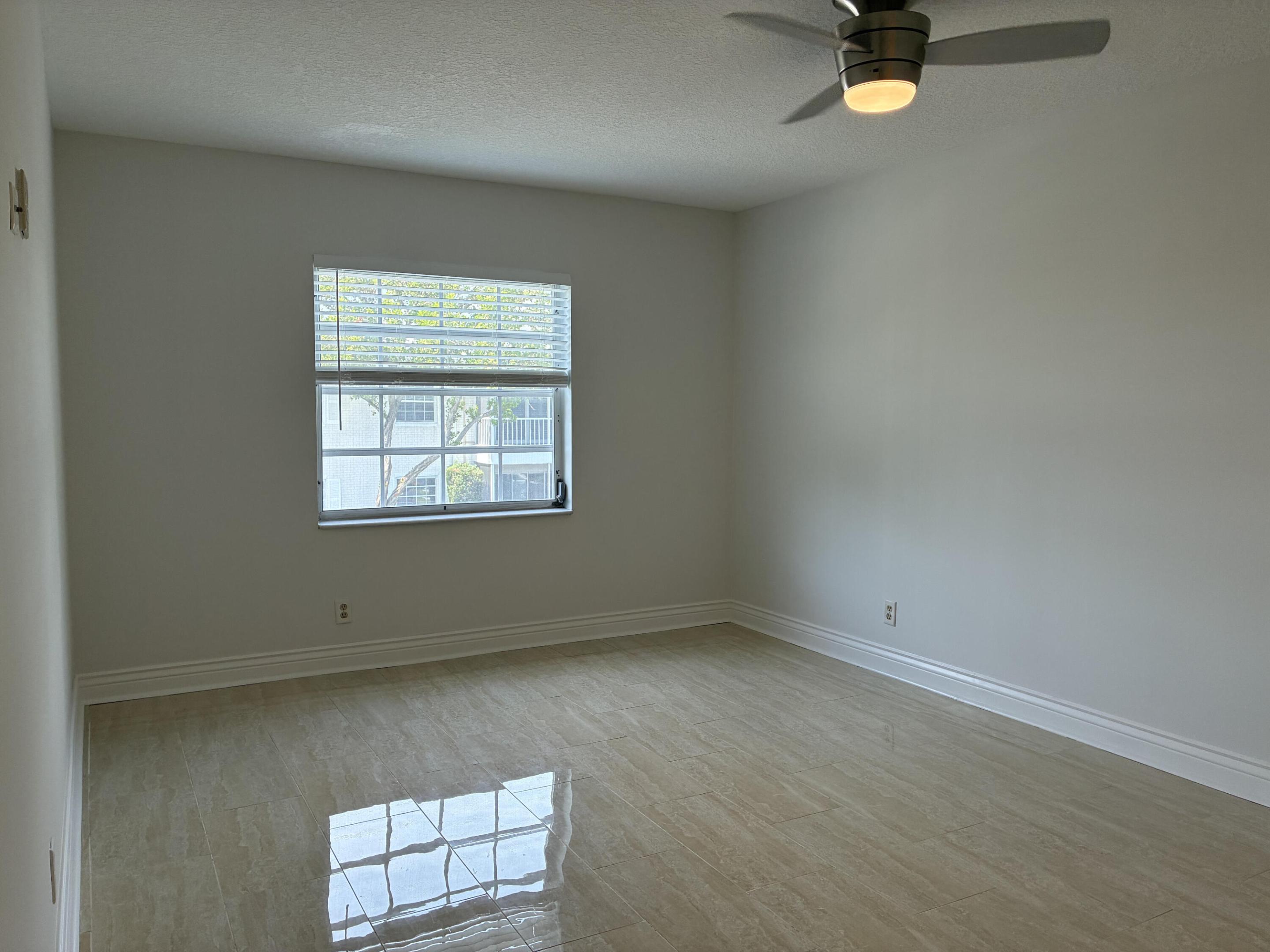 BAY COLONY CLUB CONDO - Residential Lease