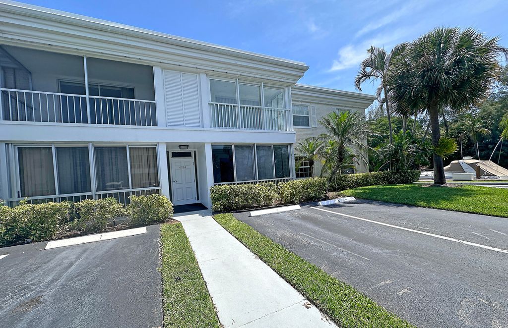 Photo of 6299 Bay Club Drive #3, Fort Lauderdale, FL 33308 (MLS # B26026809)