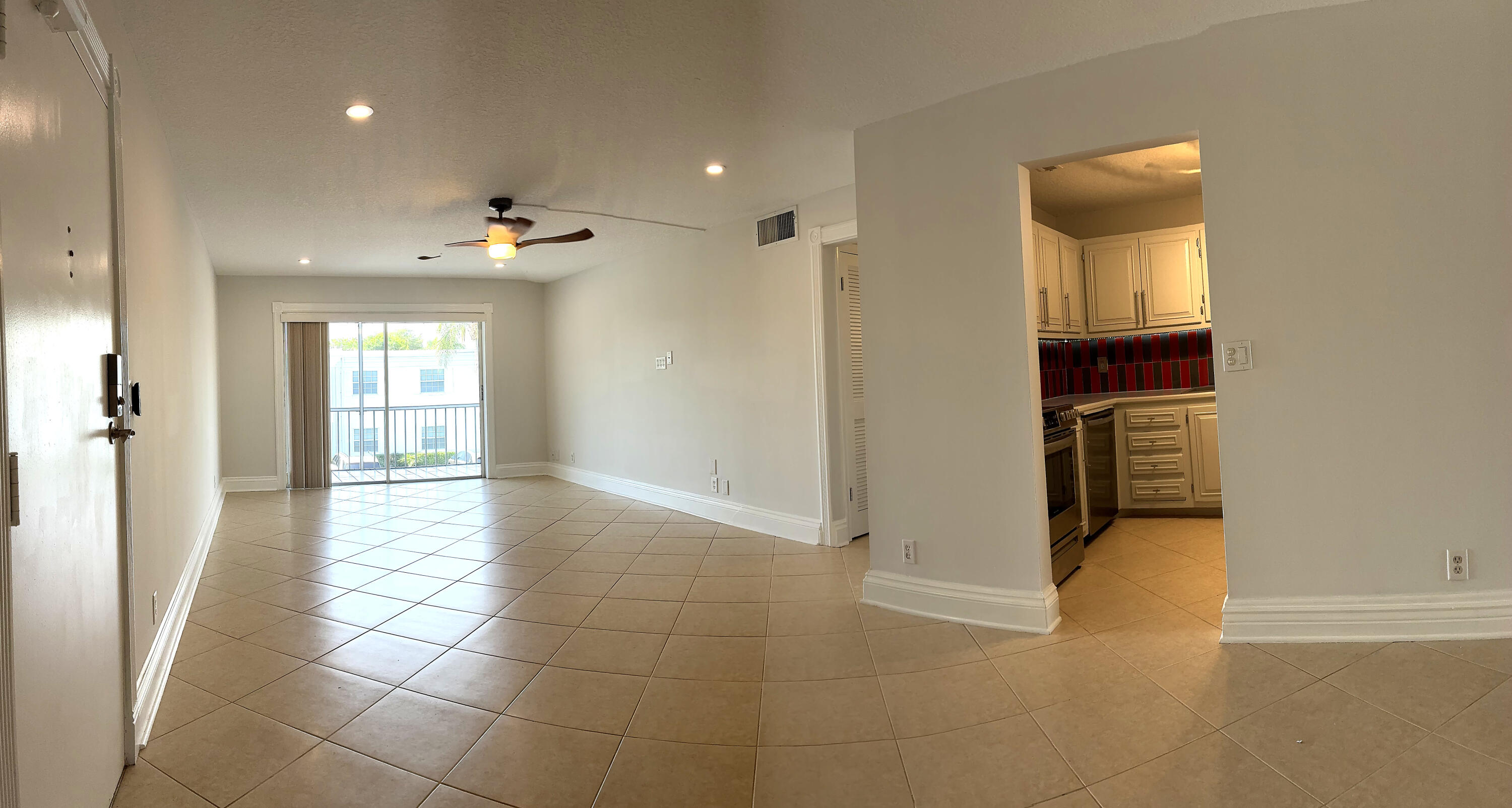 BAY COLONY CLUB CONDO - Residential Lease