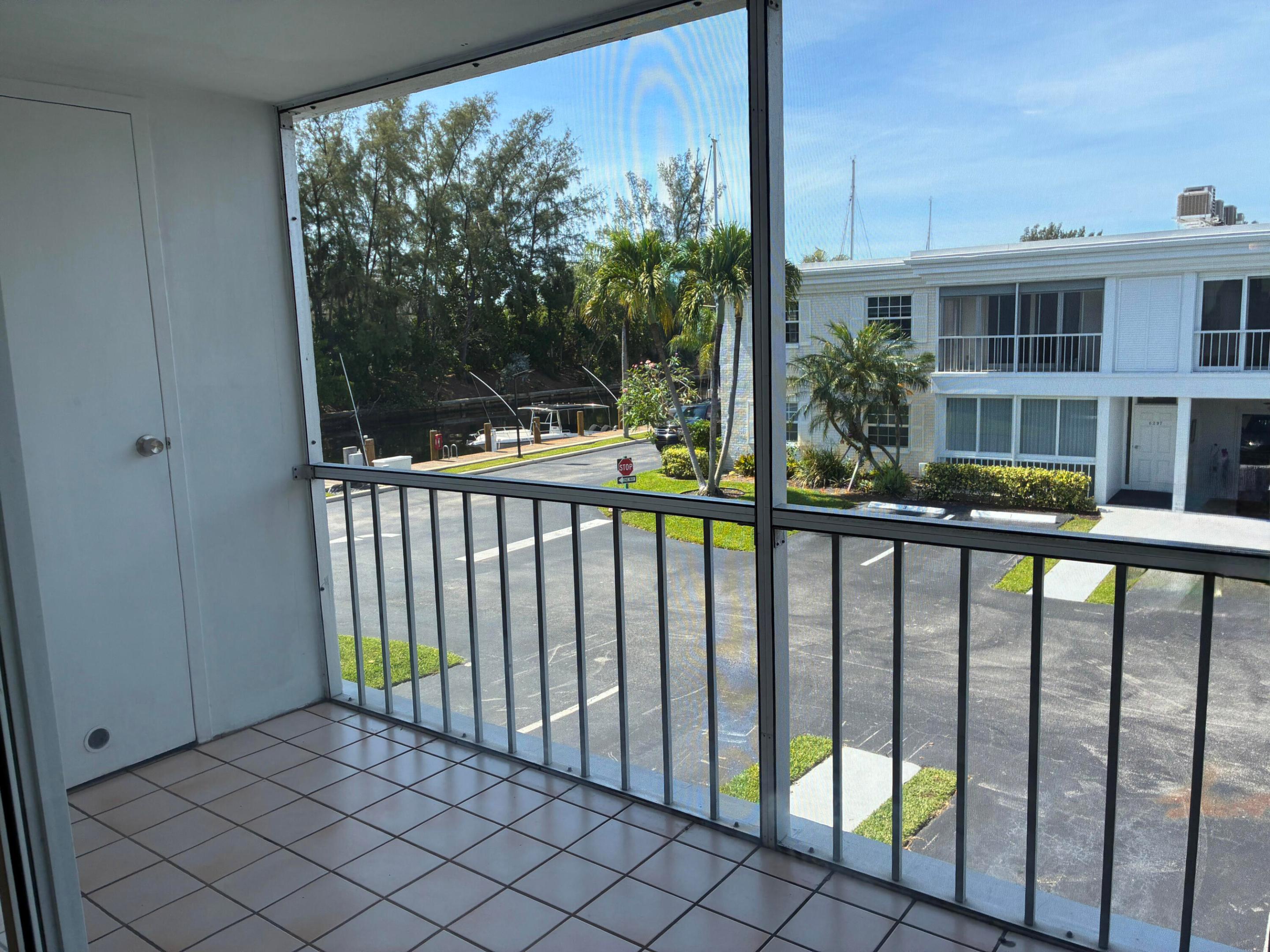 BAY COLONY CLUB CONDO - Residential Lease