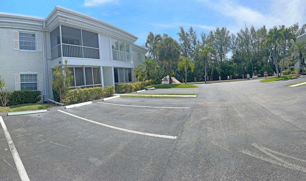 Photo of 6299 Bay Club Drive #3, Fort Lauderdale, FL 33308 (MLS # B26026809)
