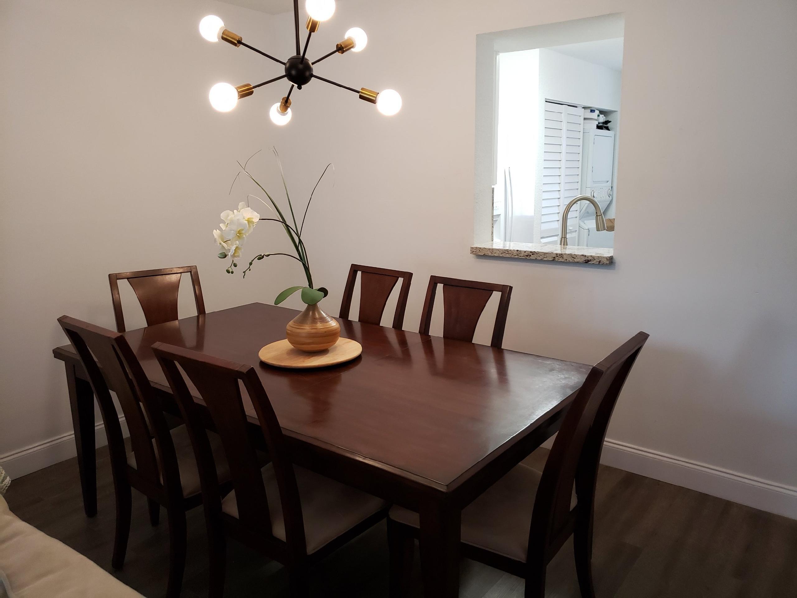 HUNTINGTON LAKES SEC FOUR CONDOS - Residential Lease