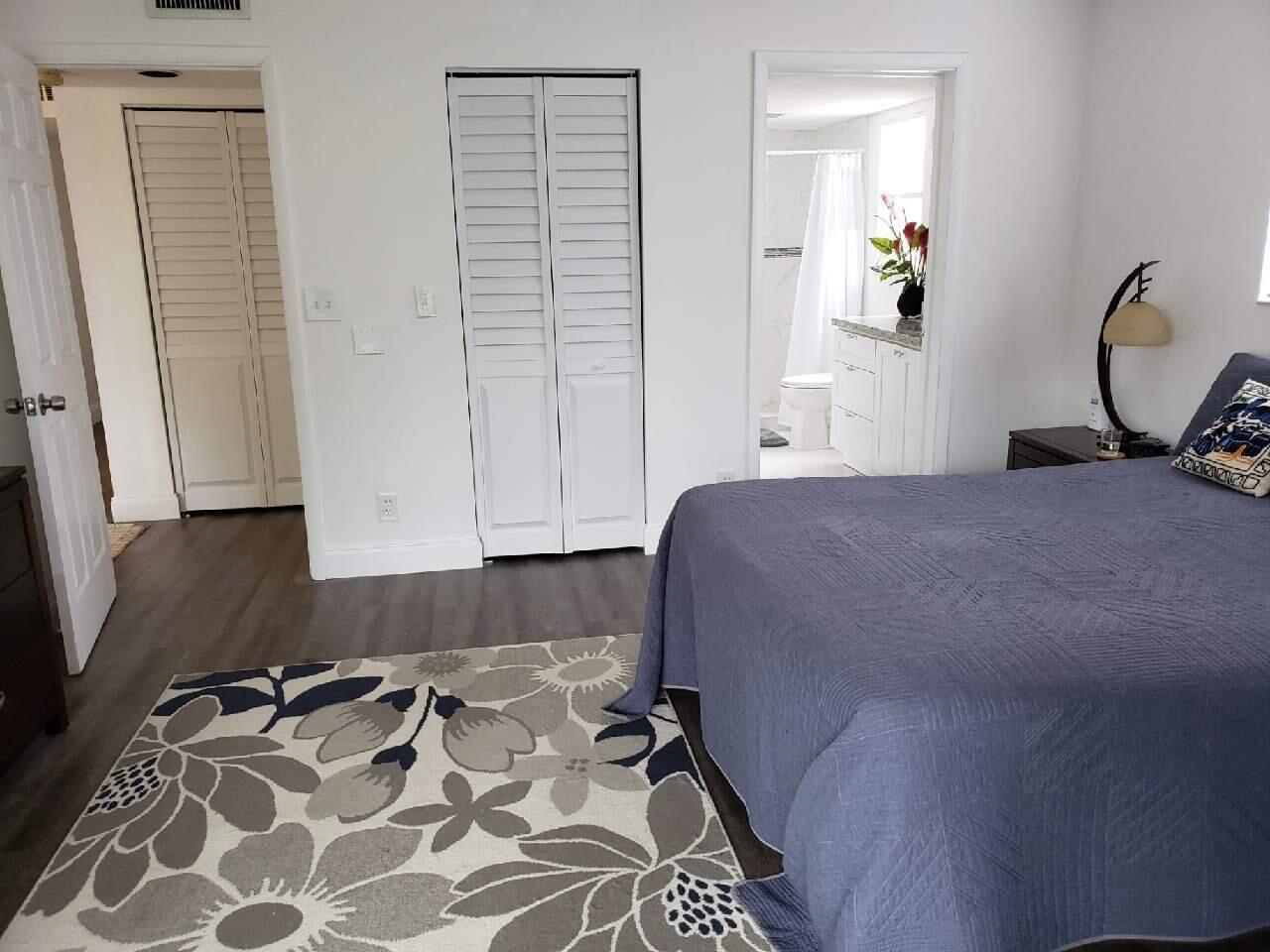 HUNTINGTON LAKES SEC FOUR CONDOS - Residential Lease