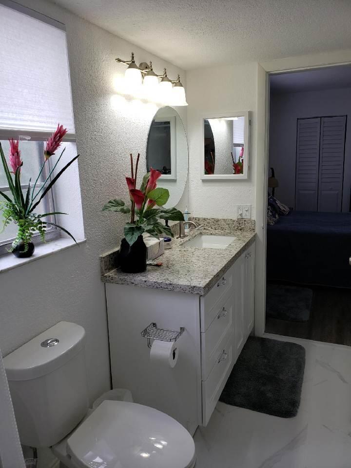 HUNTINGTON LAKES SEC FOUR CONDOS - Residential Lease