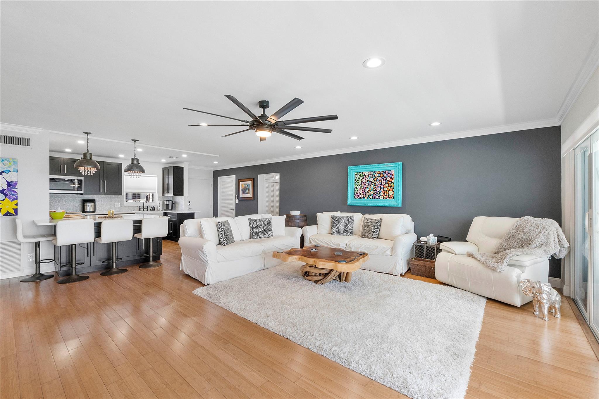 CARLTON HOUSE CONDO - Residential