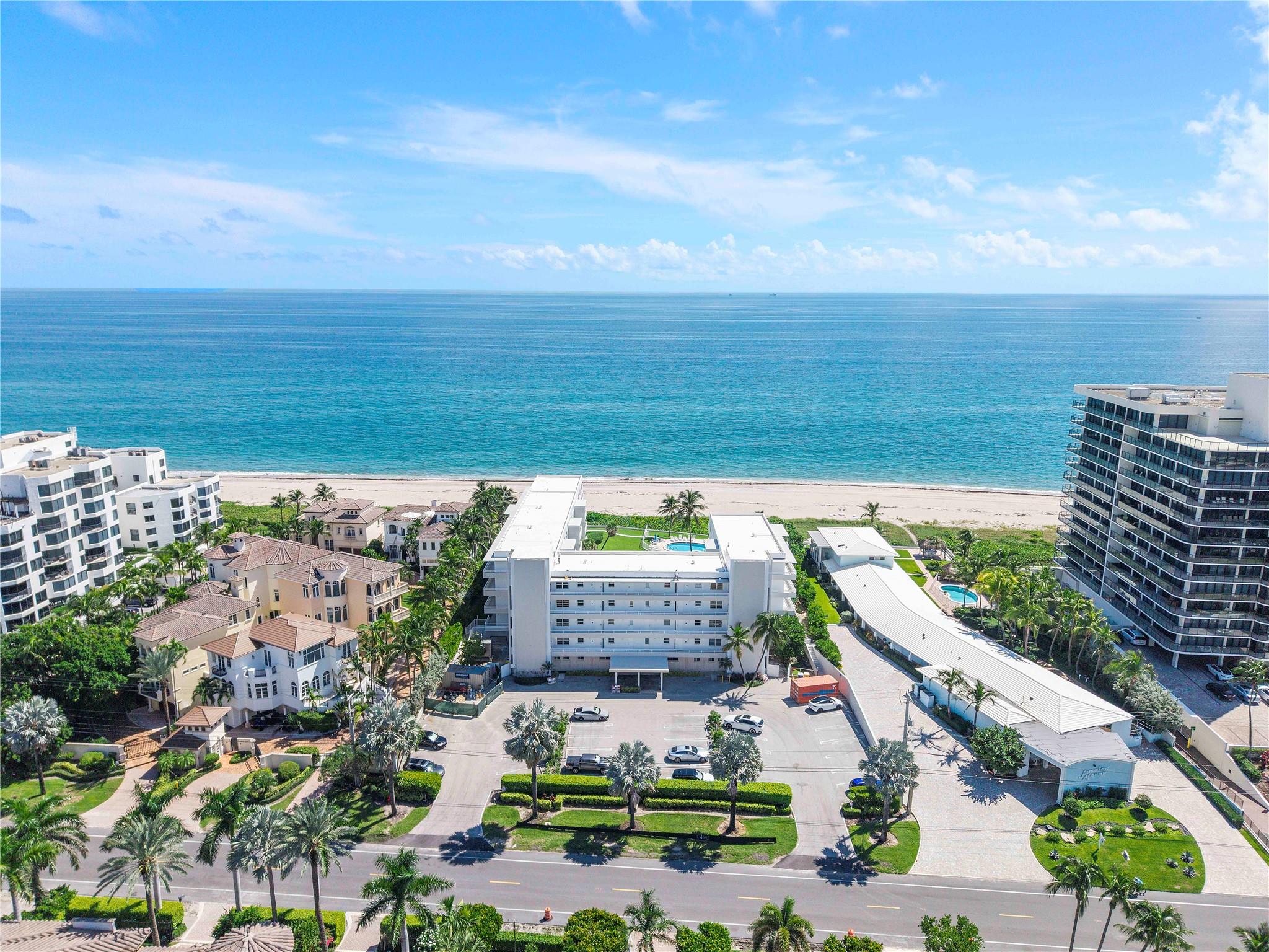 CARLTON HOUSE CONDO - Residential