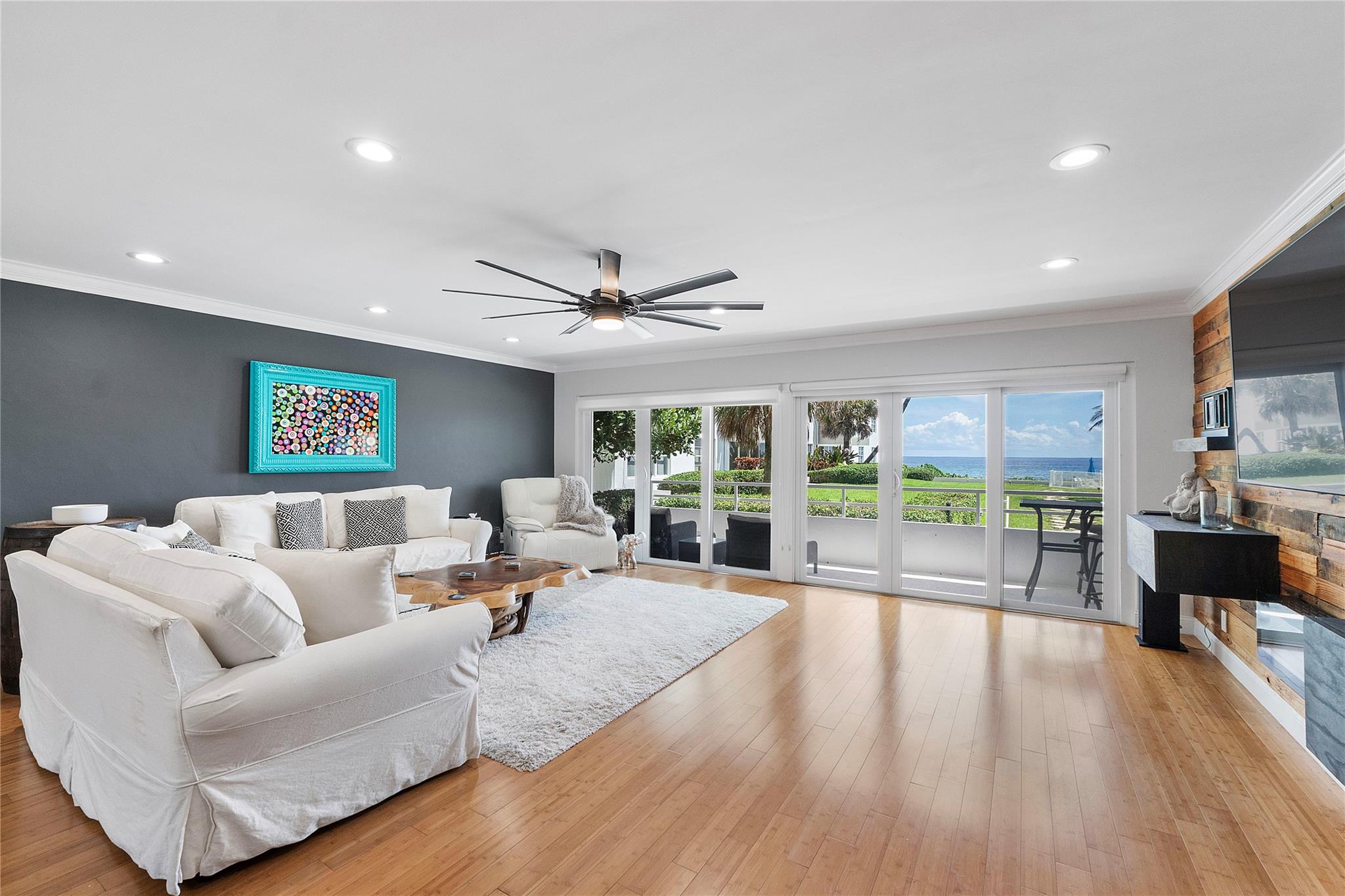 CARLTON HOUSE CONDO - Residential