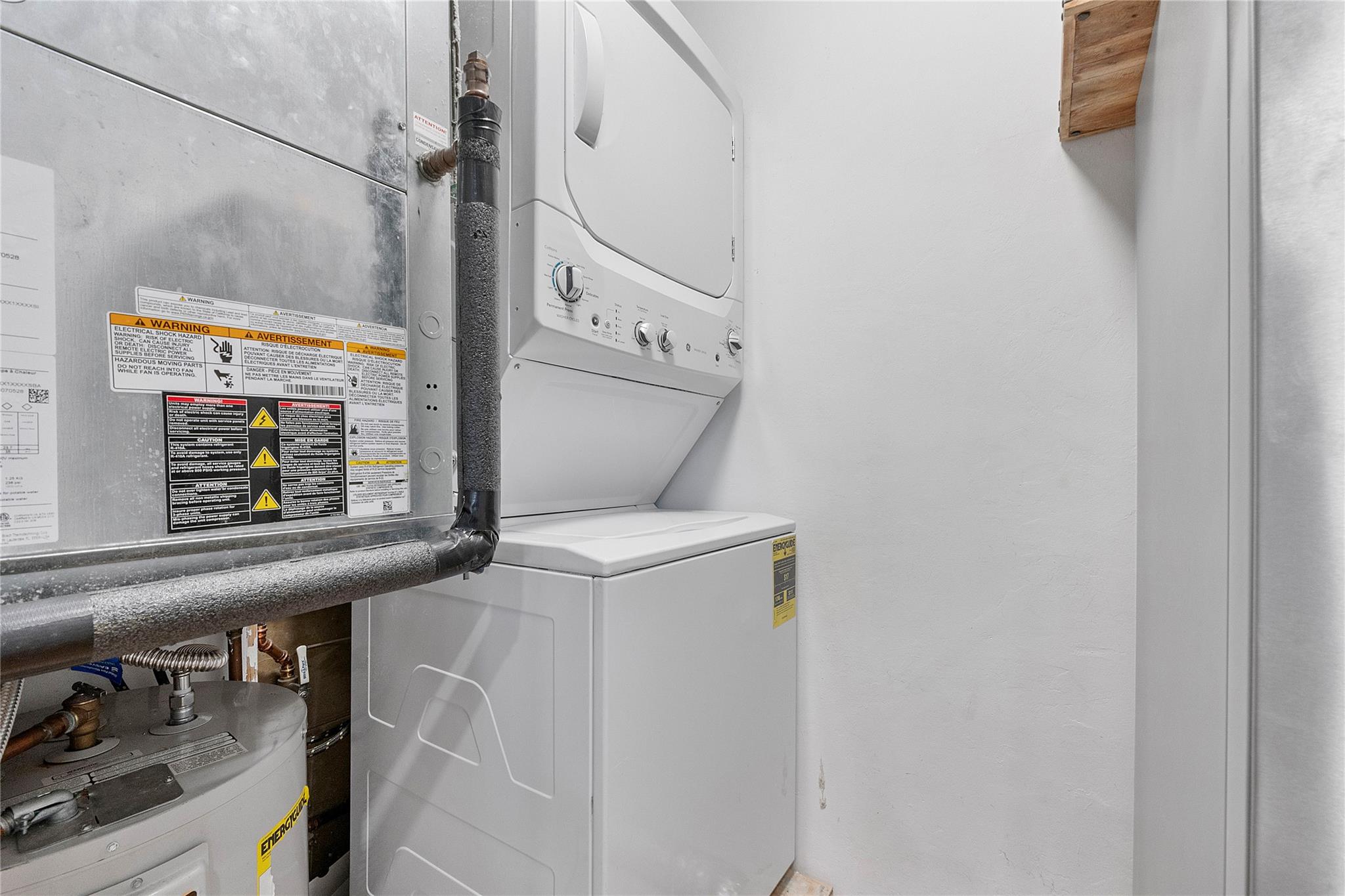 CARLTON HOUSE CONDO - Residential