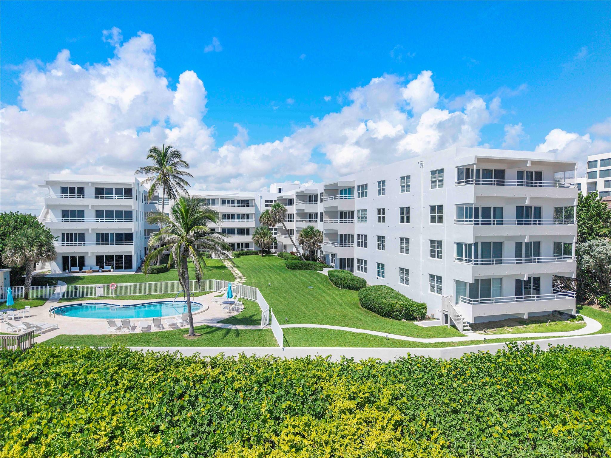 CARLTON HOUSE CONDO - Residential