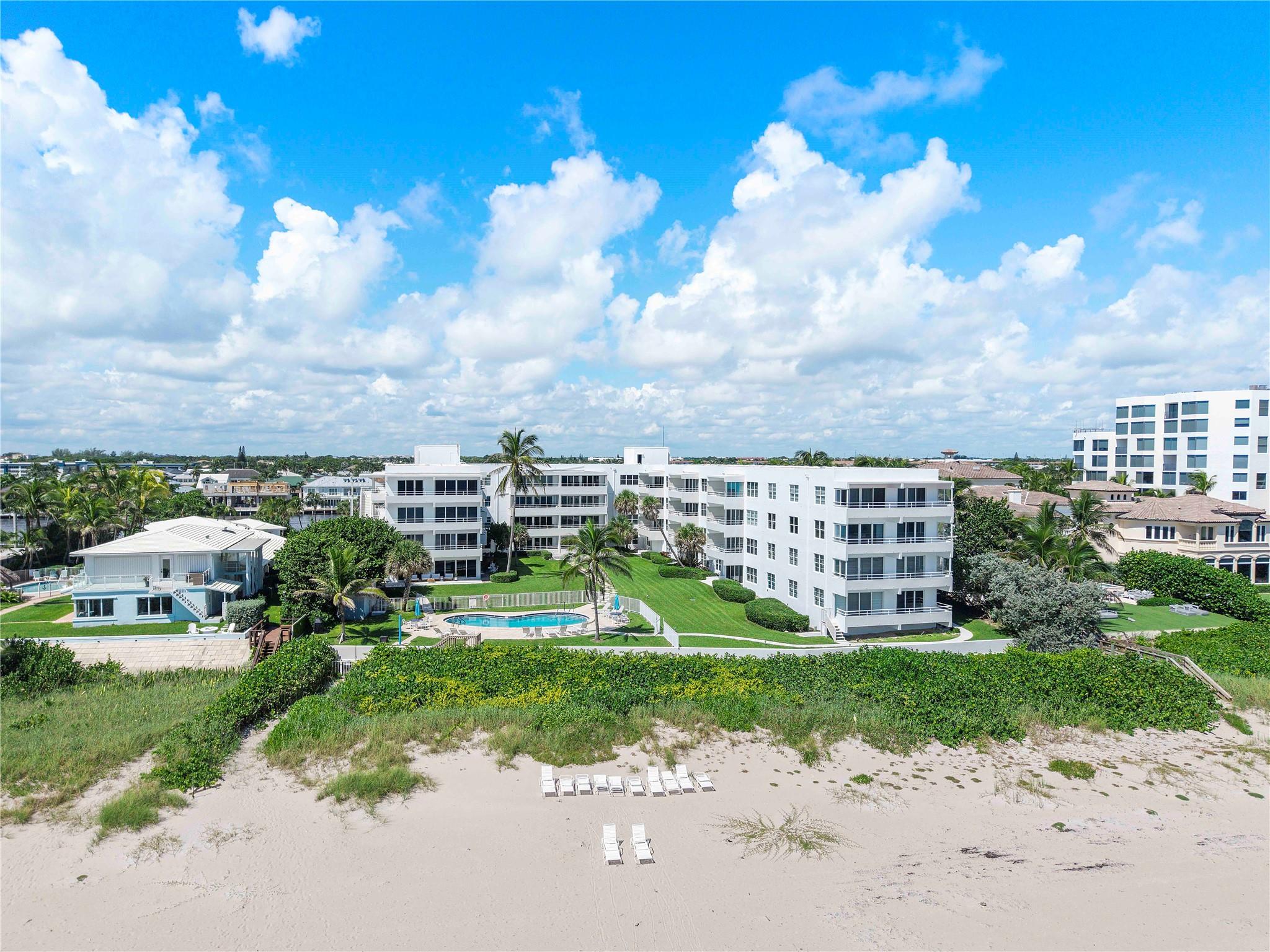 CARLTON HOUSE CONDO - Residential
