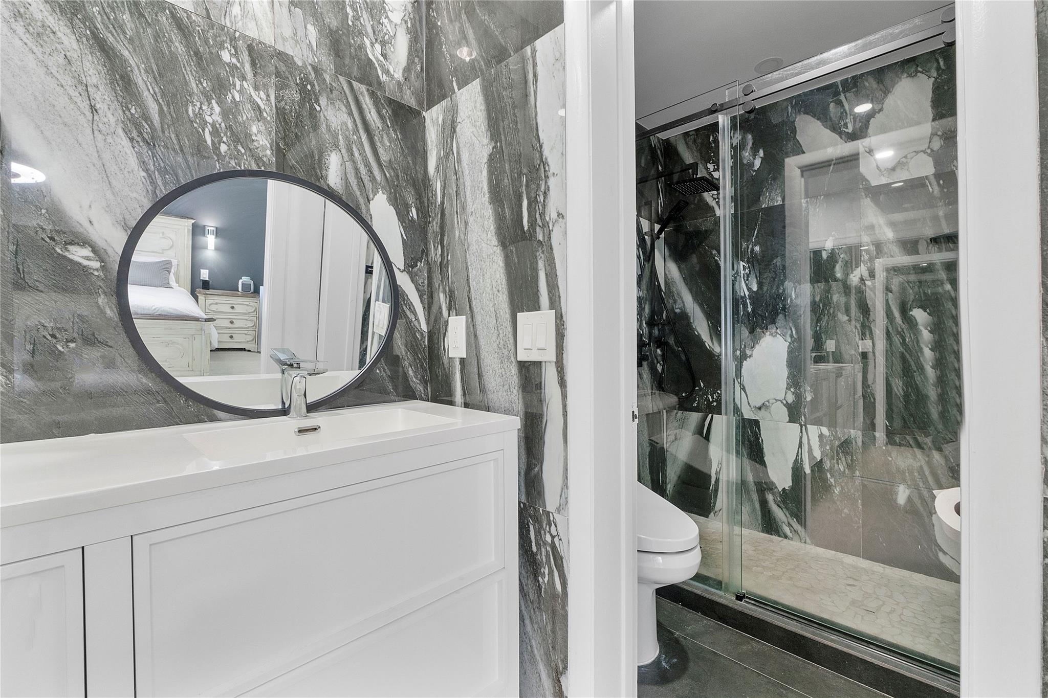 CARLTON HOUSE CONDO - Residential