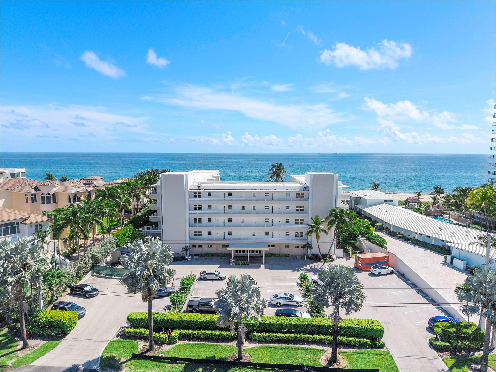 CARLTON HOUSE CONDO - Residential