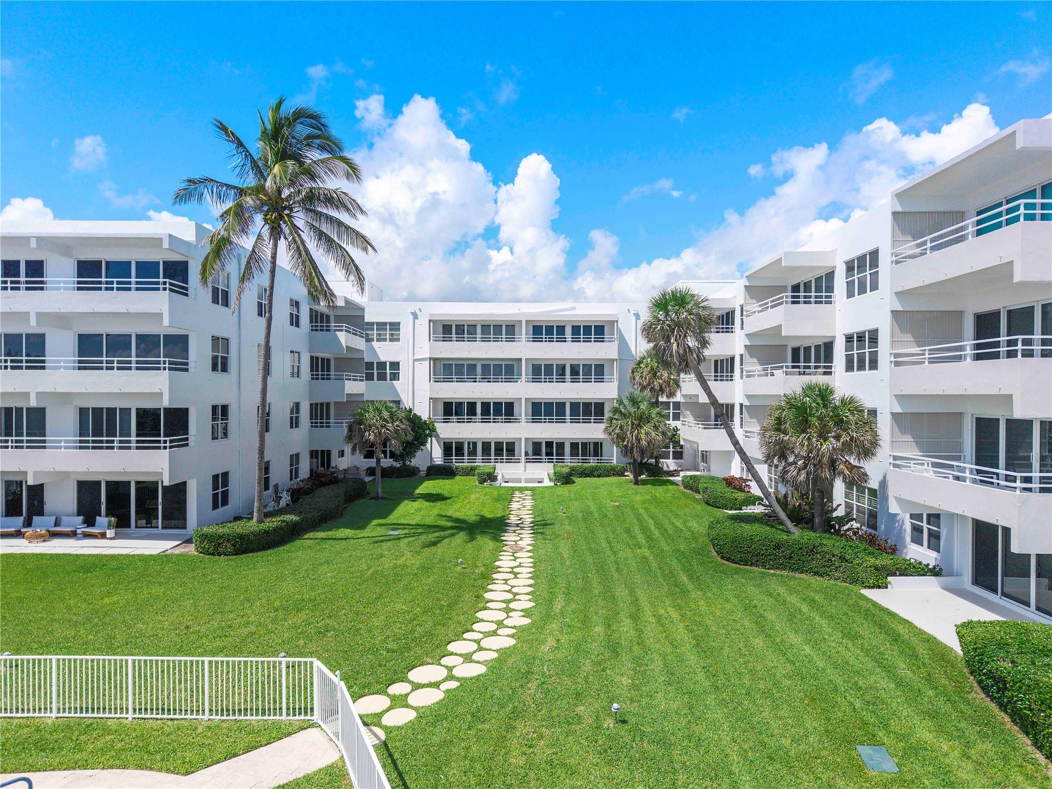 CARLTON HOUSE CONDO - Residential