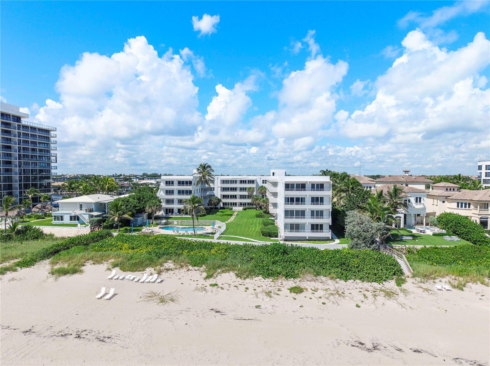 CARLTON HOUSE CONDO - Residential
