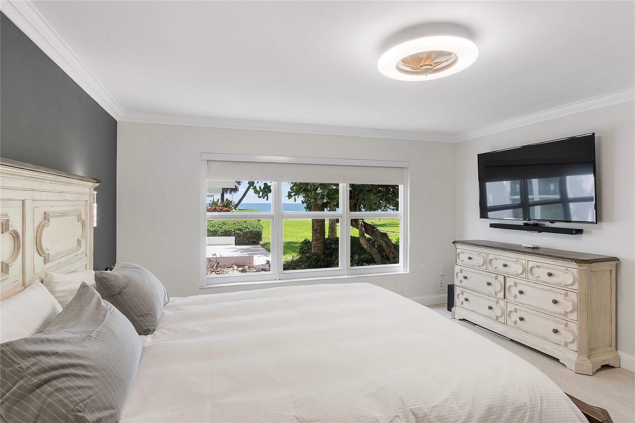 CARLTON HOUSE CONDO - Residential
