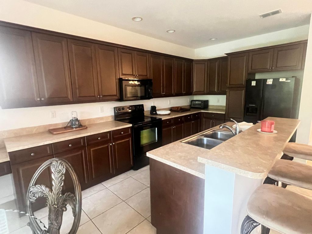 Photo of 9212 Dupont Place, Wellington, FL 33414 (MLS # B26009986)