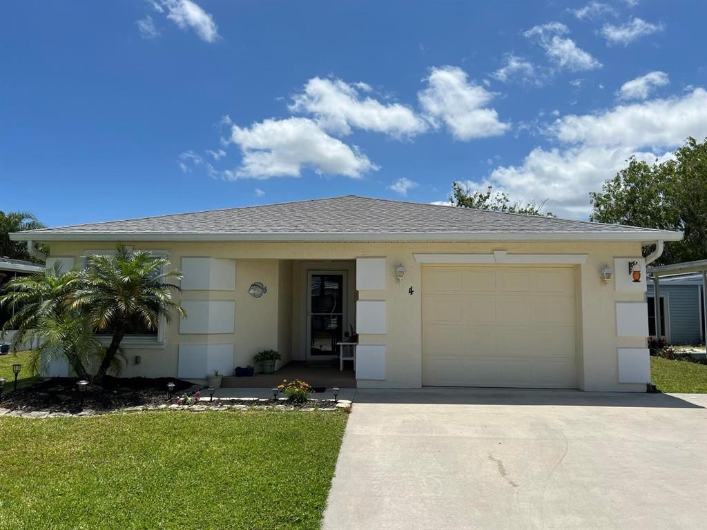Photo of 4 El Portal Lane, Port Saint Lucie, FL 34952 (MLS # R10795103)