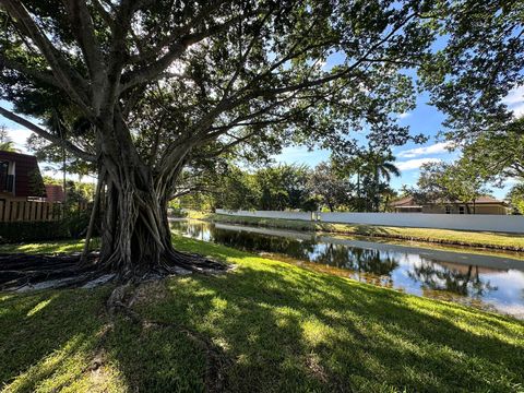 A home in Plantation