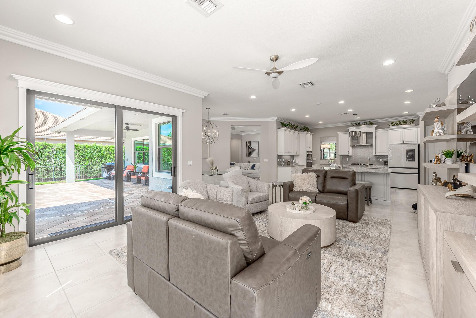 TUSCAWILLA (AKA CANOPY CR - Residential