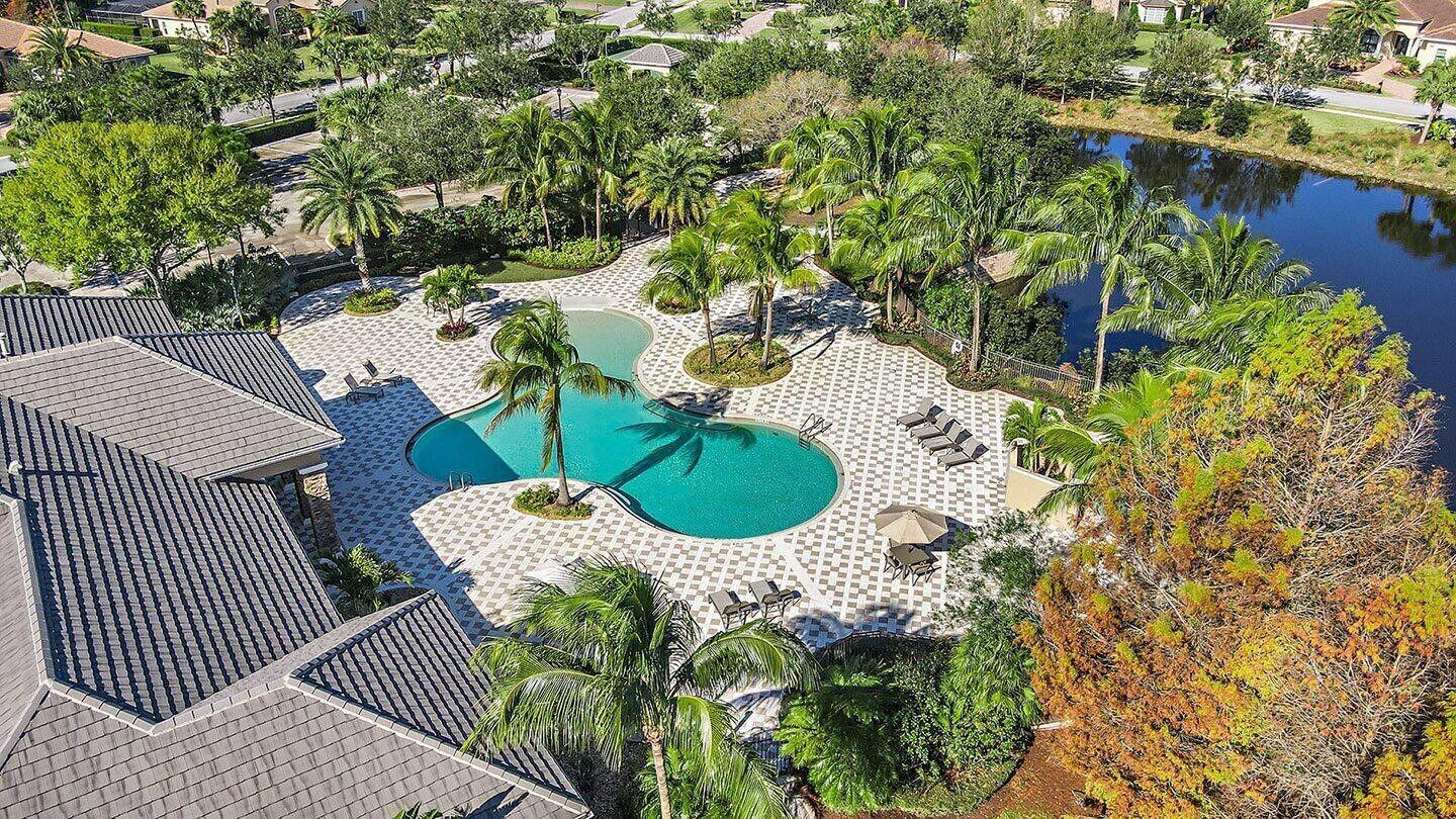 TUSCAWILLA (AKA CANOPY CR - Residential