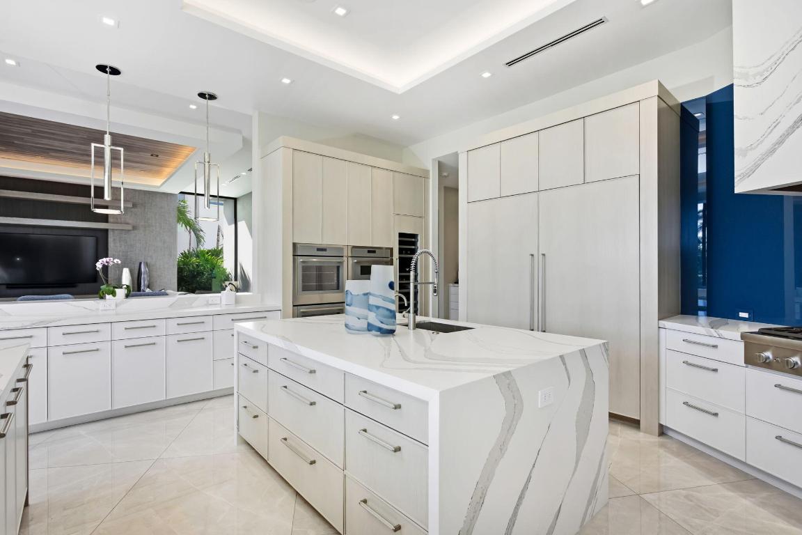 ST ANDREWS COUNTRY CLUB - Residential