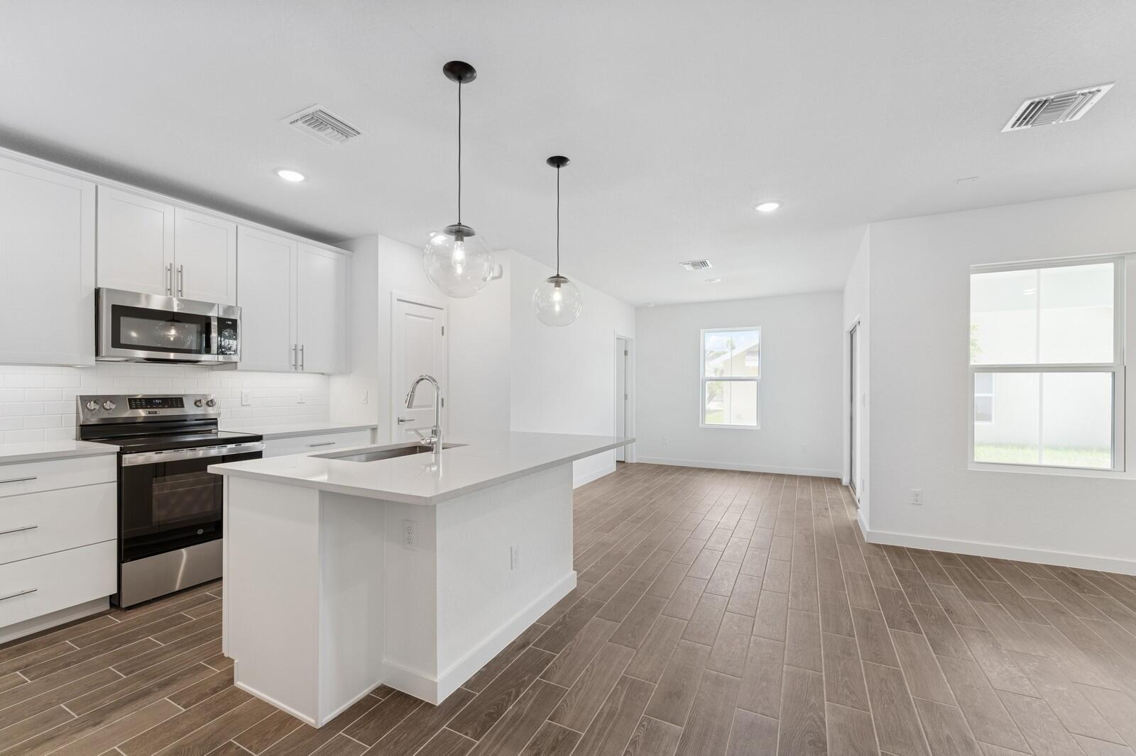 302 Silver Sands Lane 16