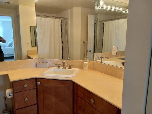 ST ANDREWS AT POLO CLUB CONDO - Residential Lease