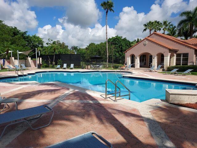 ST ANDREWS AT POLO CLUB CONDO - Residential Lease