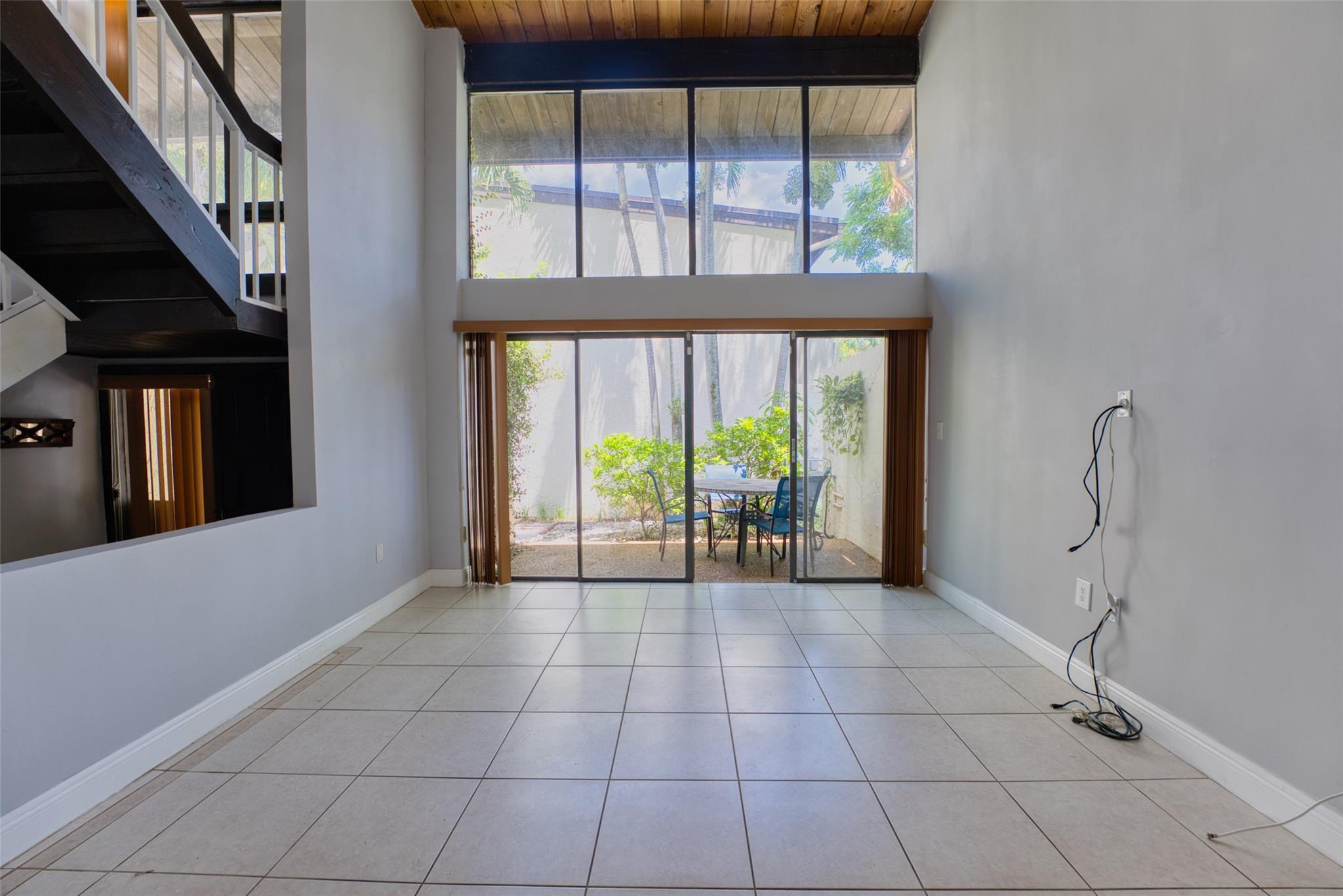 Riverwood Condo - Residential Lease